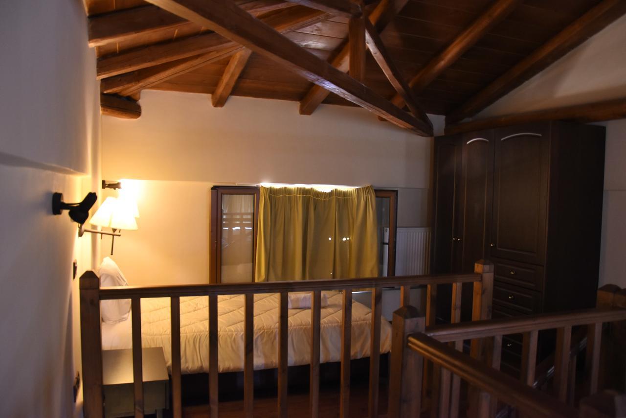 Olvios Hotel Goura Exteriör bild